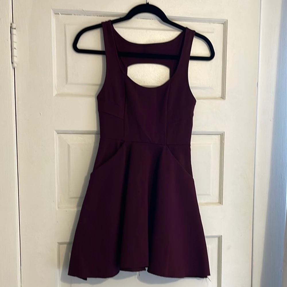 Kimichi Blue Burgundy Sleeveless Dress